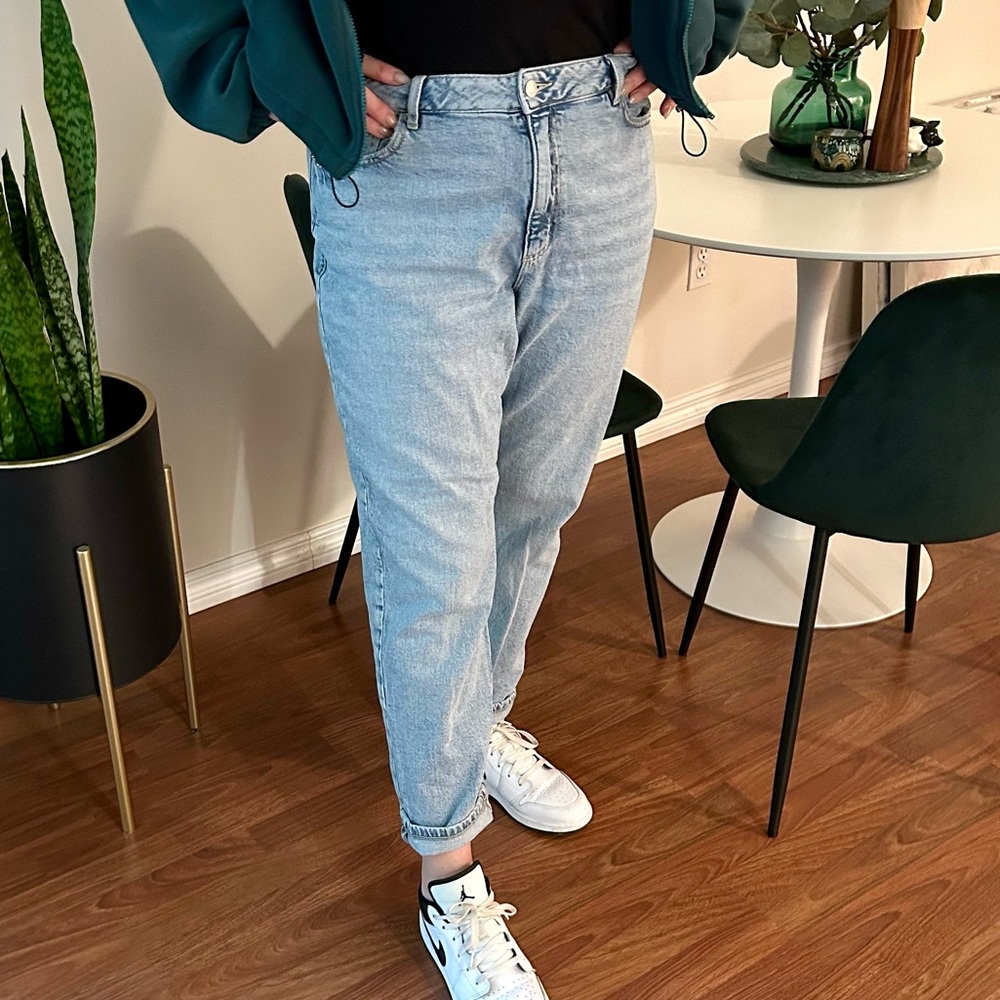 Dynamite Claudia Mom Jeans Sz 32